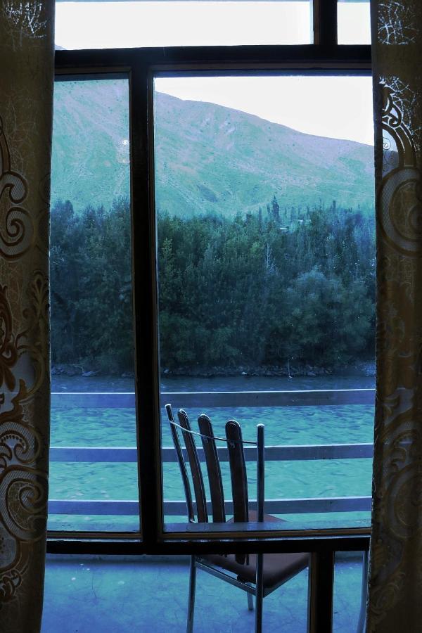 Hotel The Royal Kargil Exterior foto